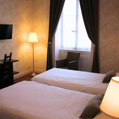 Grand Hotel De Bourbon-Lancy - Spa Et Restaurant - Logis エクステリア 写真
