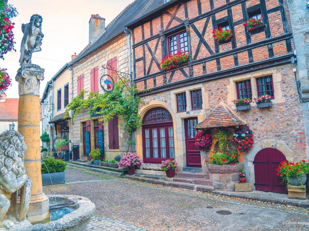 Grand Hotel De Bourbon-Lancy - Spa Et Restaurant - Logis エクステリア 写真