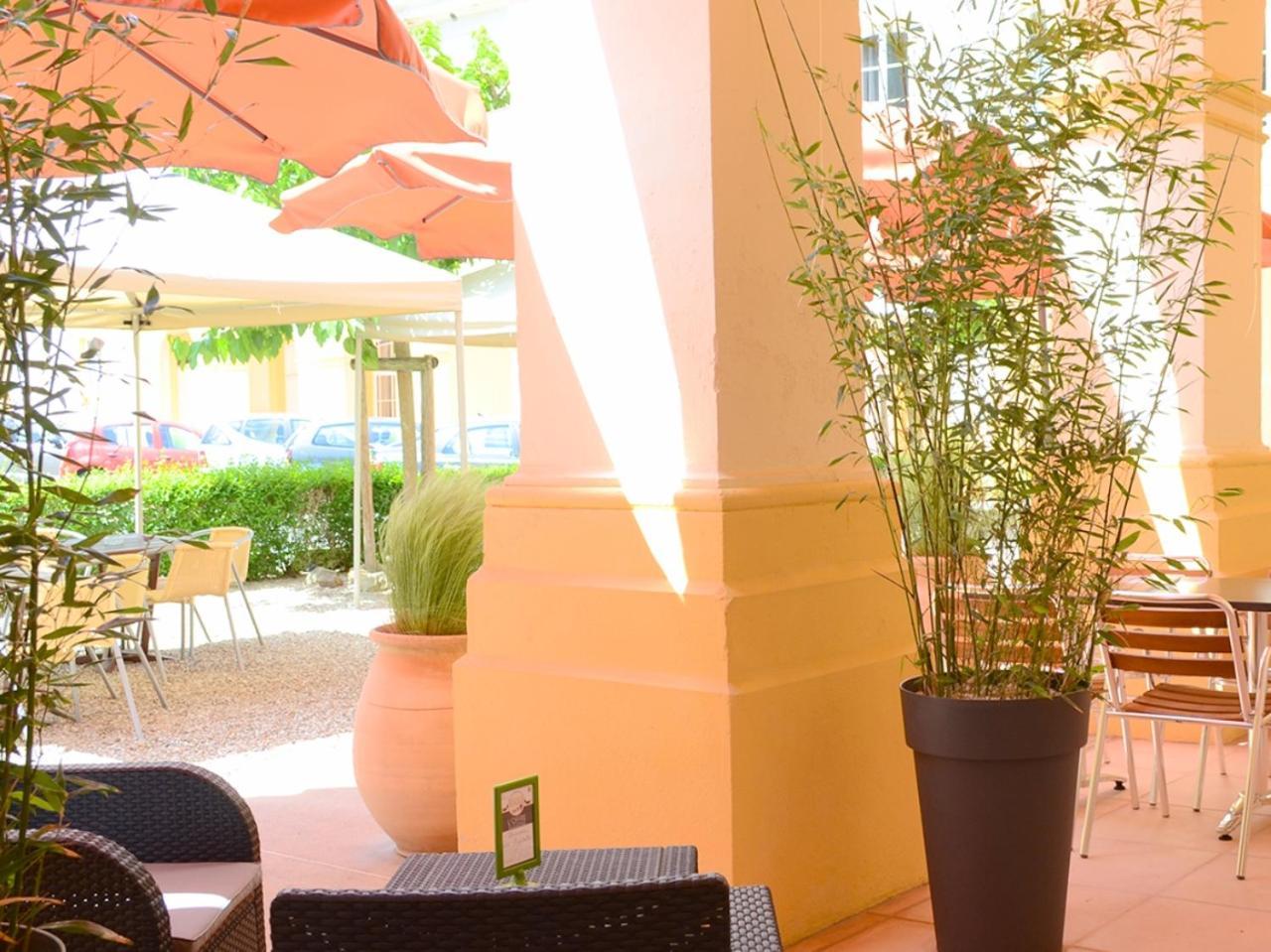 Grand Hotel De Bourbon-Lancy - Spa Et Restaurant - Logis エクステリア 写真