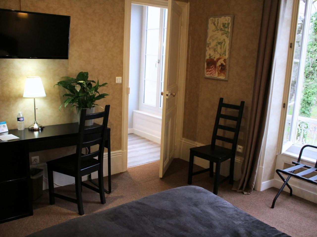 Grand Hotel De Bourbon-Lancy - Spa Et Restaurant - Logis エクステリア 写真